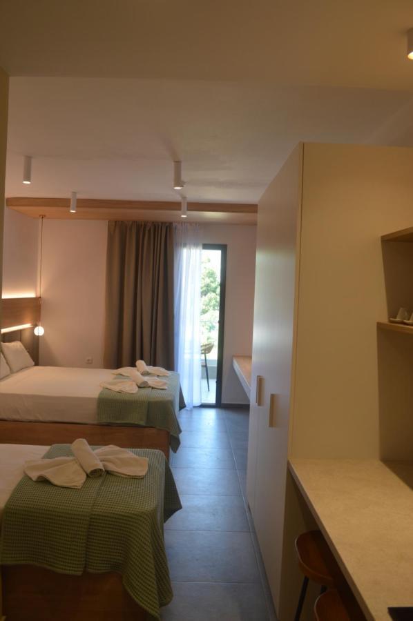 Asteras Hotel Сарти Экстерьер фото