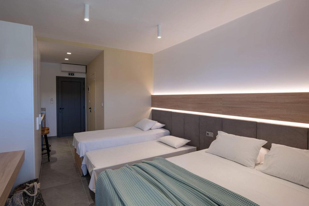 Asteras Hotel Сарти Экстерьер фото