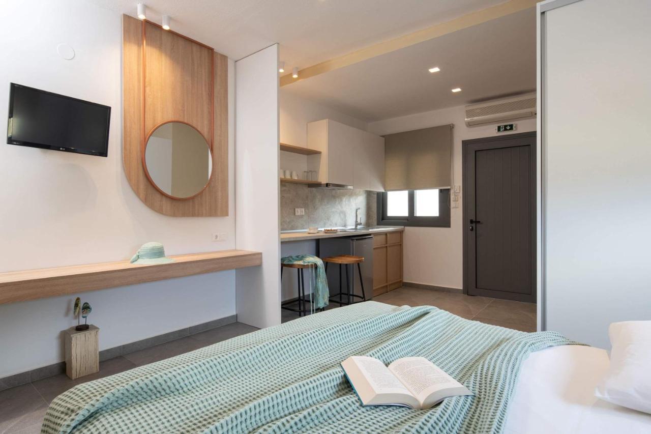 Asteras Hotel Сарти Экстерьер фото