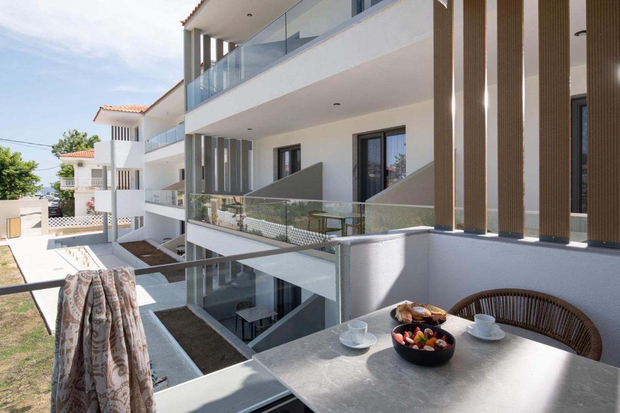 Asteras Hotel Сарти Экстерьер фото