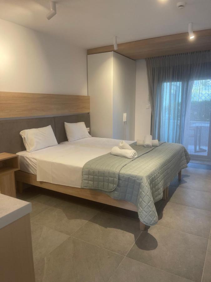 Asteras Hotel Сарти Экстерьер фото